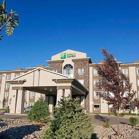 Holiday Inn Express Fort St John By Ihg Fort St. John Exterior foto