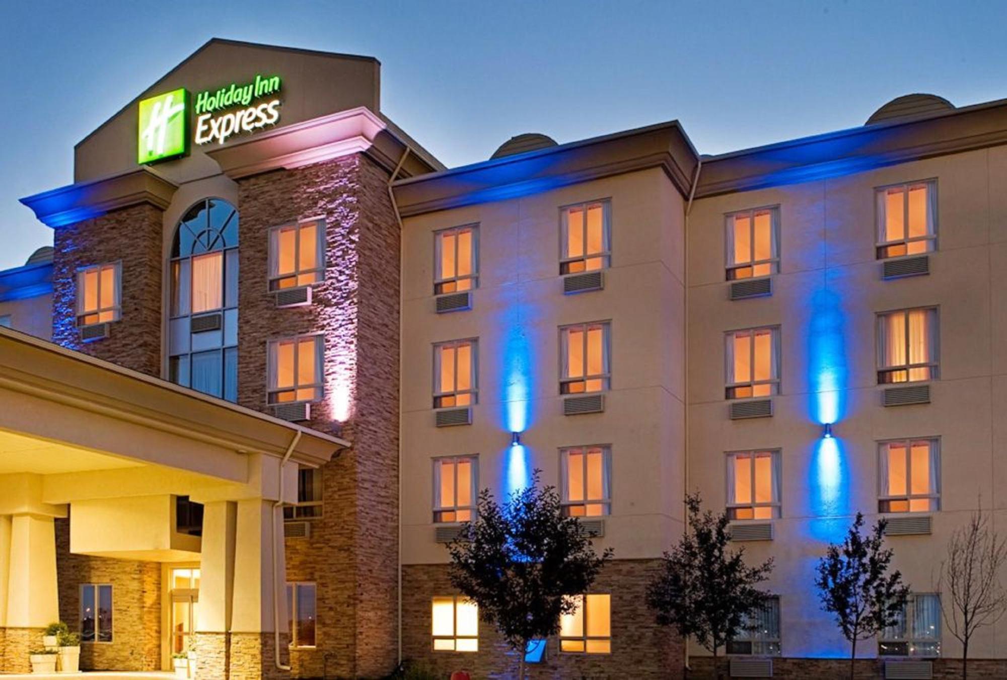 Holiday Inn Express Fort St John By Ihg Fort St. John Exterior foto