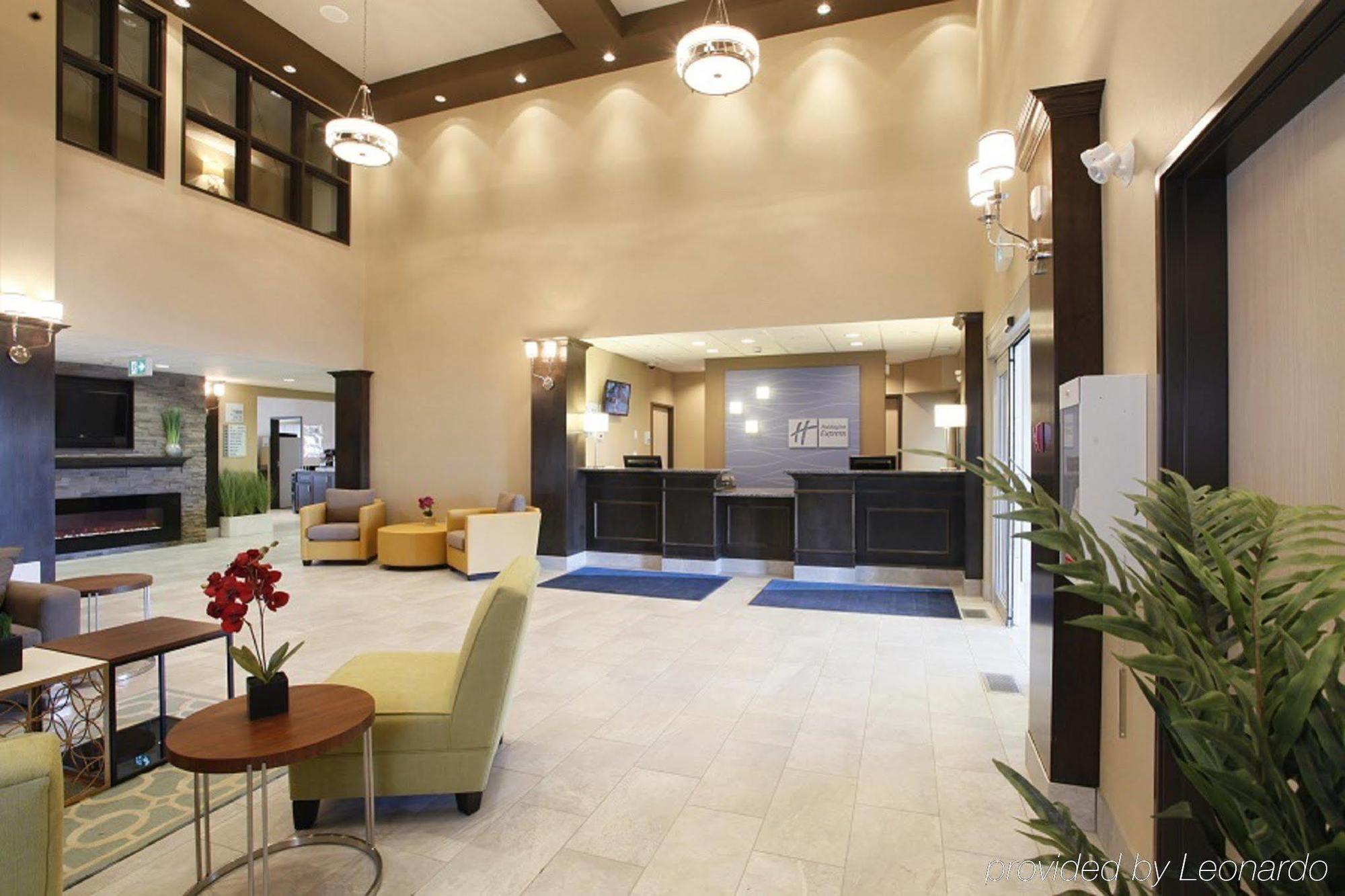 Holiday Inn Express Fort St John By Ihg Fort St. John Exterior foto